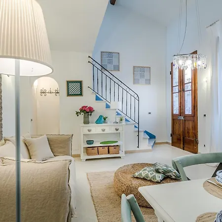 Paola House Close To The In Villa Viareggio